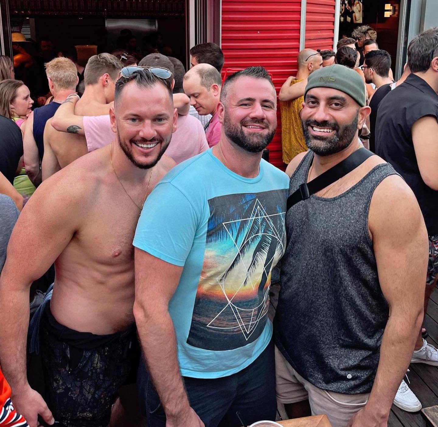 Sidetrack The Video Bar