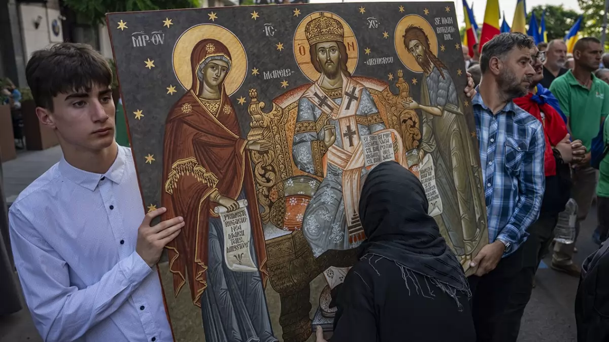 Religinė procesija // Nuotr. AP/Andreea Alexandru