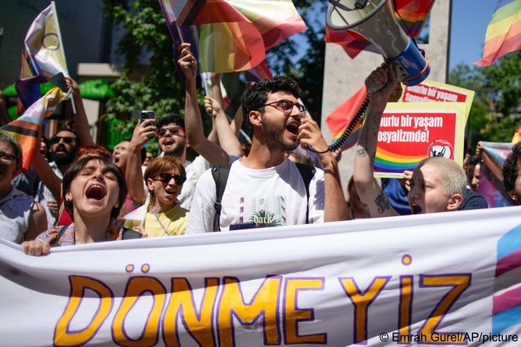 Stambulo pride // Nuotr. Emrah Gurel /AP
