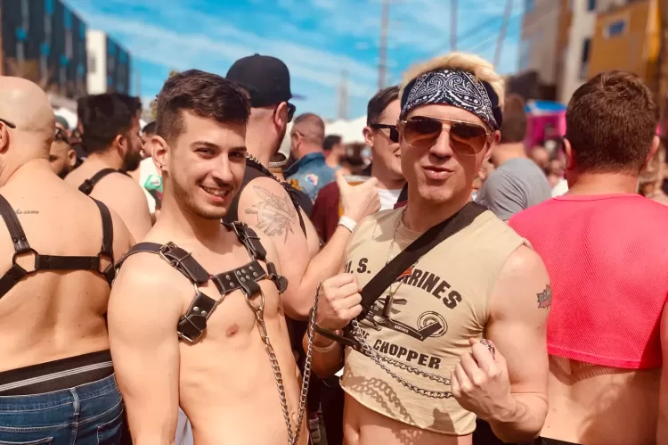 Festivalis off sunset