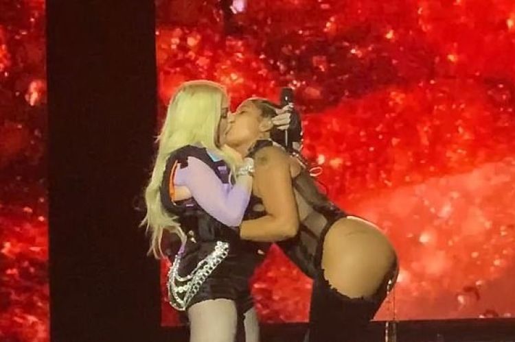 Madonna & Tokischa // Stop kadras iš Youtube įrašo