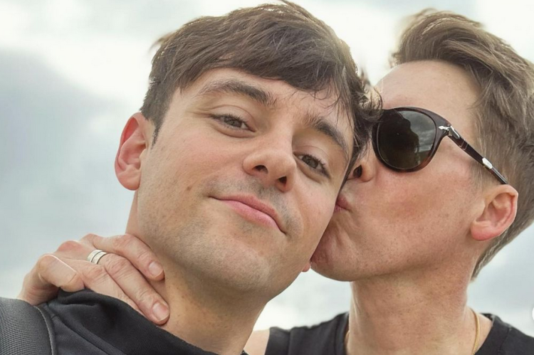 Tom Daley ir Dustin Lance Black // Nuotr. iš T. Daley Instagram paskyros