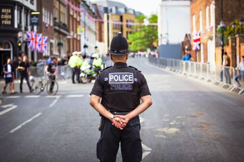 Policija
